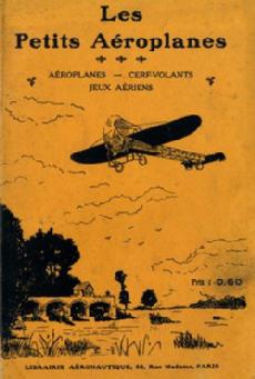 Exposition Histoire cerfs-volants Petits aéroplanes